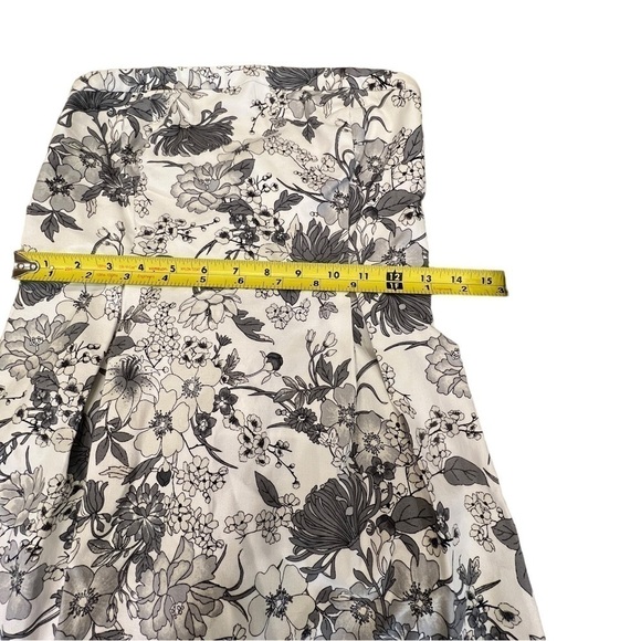 OLD NAVY Strapless Gray & White Floral Midi Party Strapless Dress, Size 6 - Picture 7 of 16